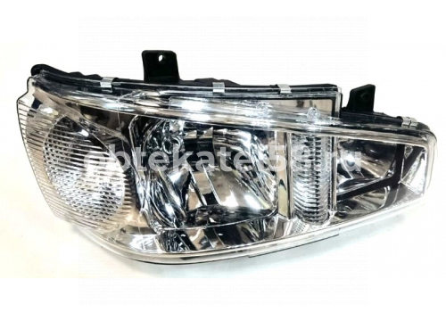 Фара FAW J6 RH(правая) OEM 3711020-50A