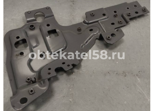 Кронштейн фары VOLVO FH16 2013-> 4v левый основной он 84228539 AUGER 84425